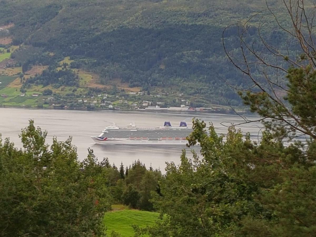 Panorama View Along The Fjord In Stryn Villa Blakset ภายนอก รูปภาพ